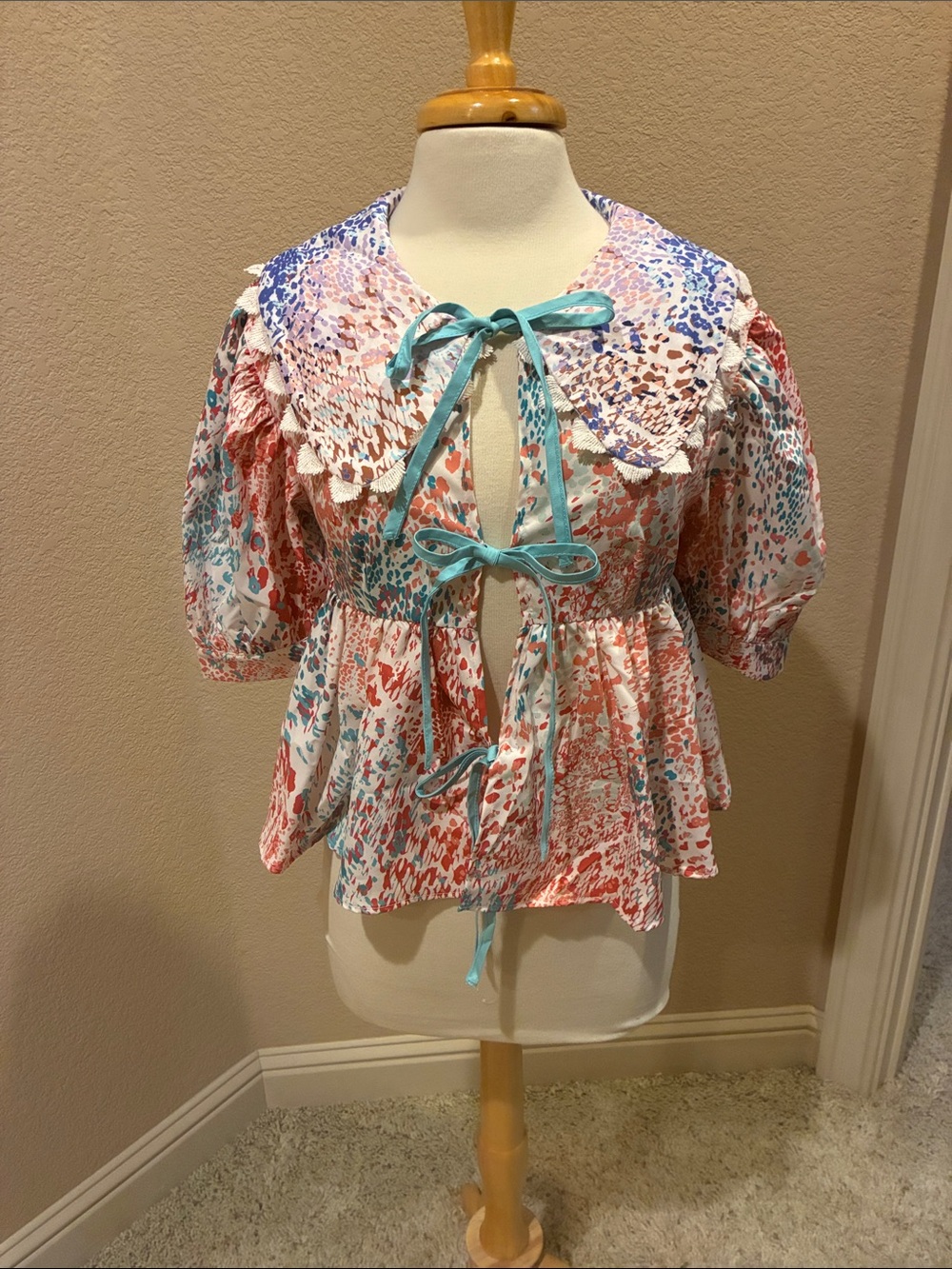 NWT Coral, Teal & Blue Tie-Front Scalloped Collar Blouse size S
